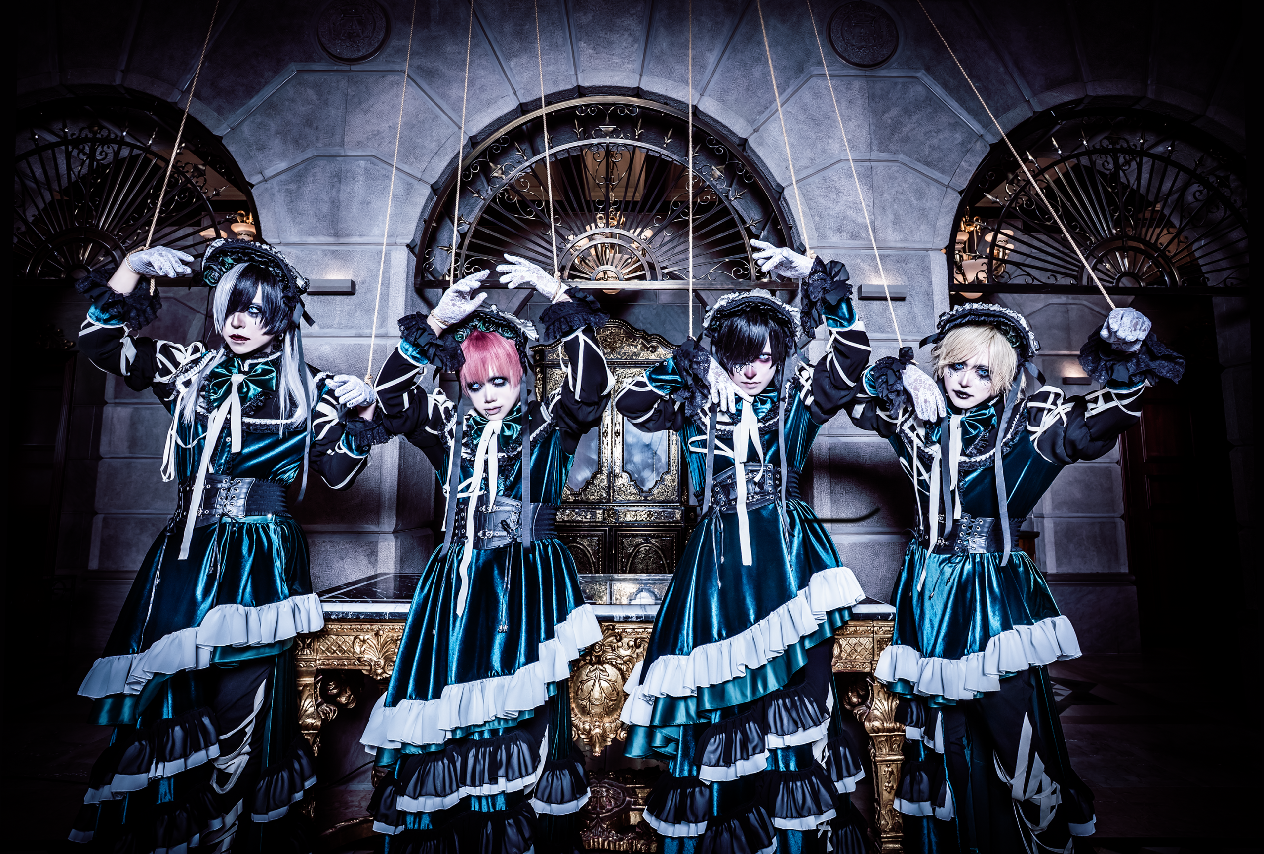 プロフィイル - ザアザア オフィシャルWebサイト